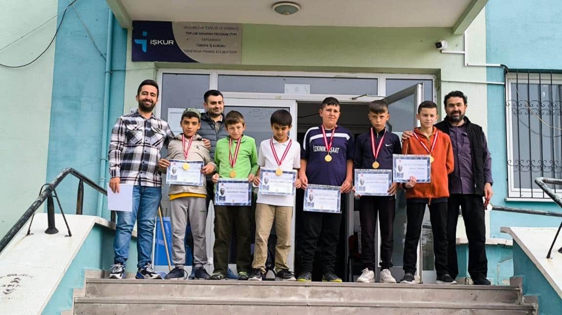 Okul Futbol Turnuvası Şampiyonu!!